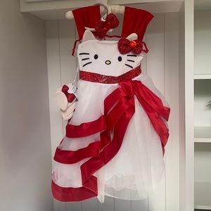 Hello Kitty Child Costume size 9/10. Brand new with tags.